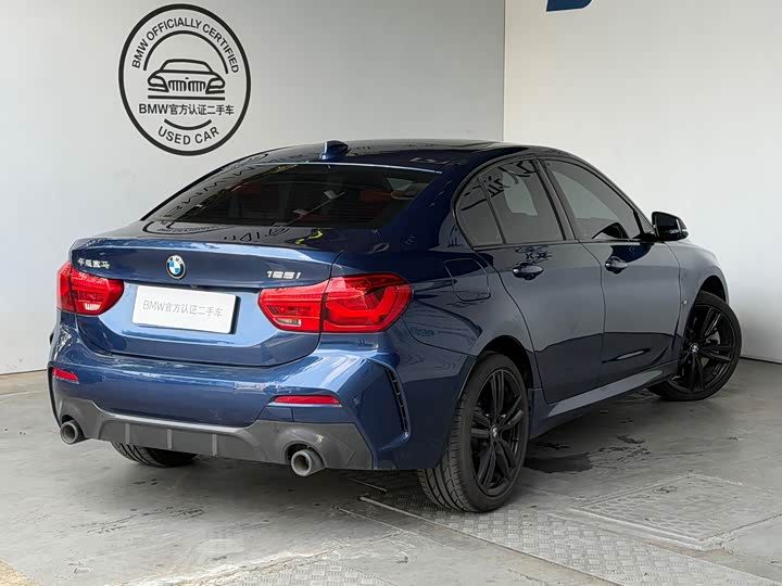 BMW 1 Series, 2022 — фото 3 из 9