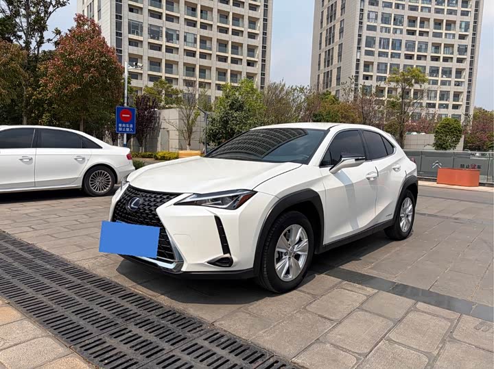 Lexus UX, 2021 — фото 3 из 9