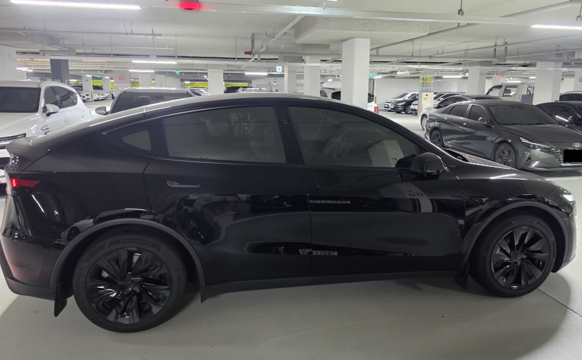 Tesla Model Y, 2025 — фото 3 из 7