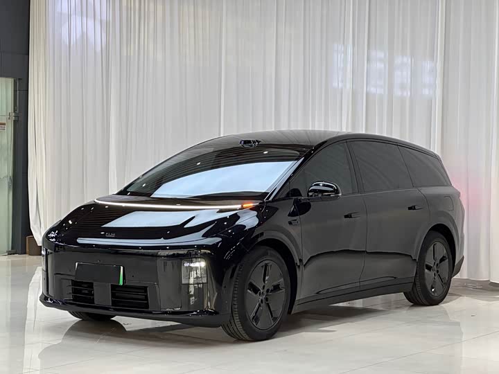 LiXiang i8, 2025 — купить в Туле под ключ