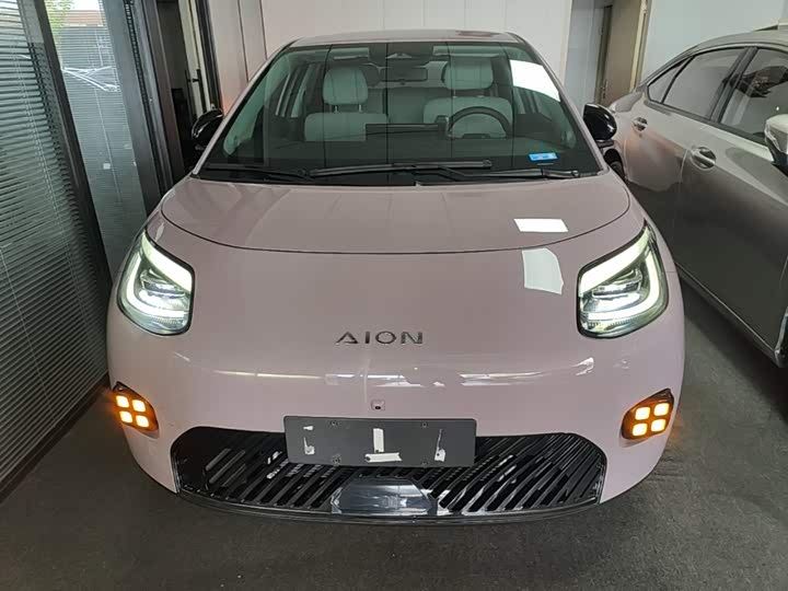 GAC Aion UT, 2025 — фото 3 из 9