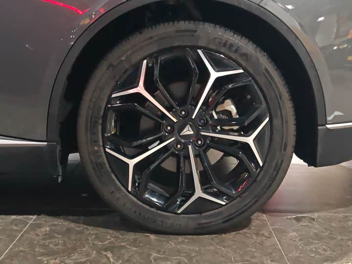 Changan Deepal L07, 2025 — фото 9 из 9