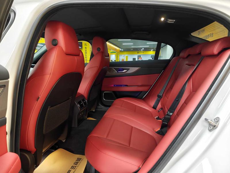 Jaguar XE L, 2025 — фото 9 из 11
