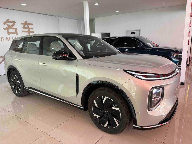 Changan Qiyuan (Nevo) Q07, 2026 — фото 3 из 12