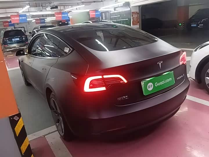 Tesla Model 3, 2023 — фото 5 из 9