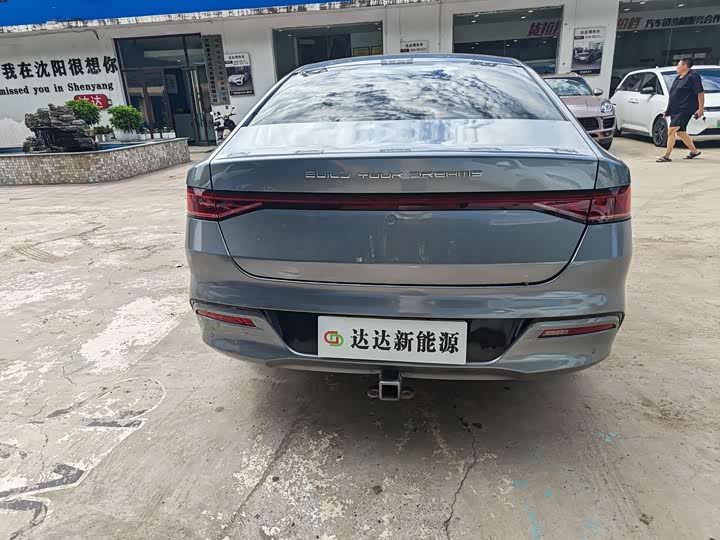 BYD Qin Plus, 2024 — фото 5 из 9