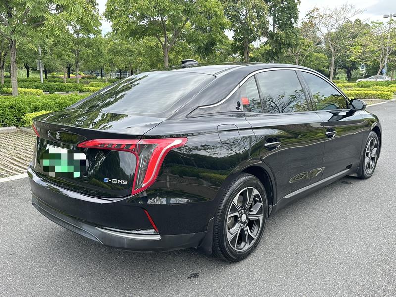 Hongqi E-QM5, 2024 — фото 6 из 12