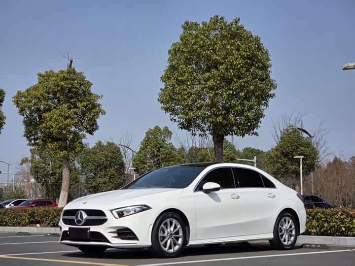 Mercedes-Benz A-Class, 2022 — фото 2 из 9