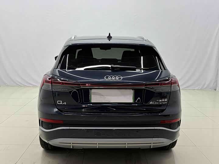 Audi Q4 e-tron, 2024 — фото 9 из 9