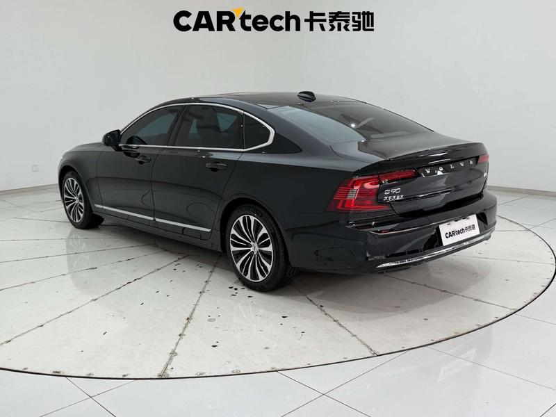 Volvo S90, 2024 — фото 5 из 12