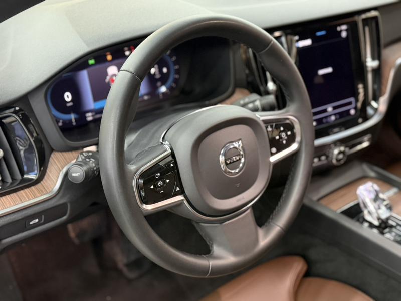 Volvo S60, 2023 — фото 11 из 12