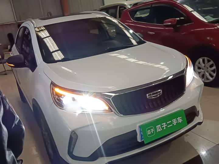 Geely Vision X3, 2021 — фото 4 из 9