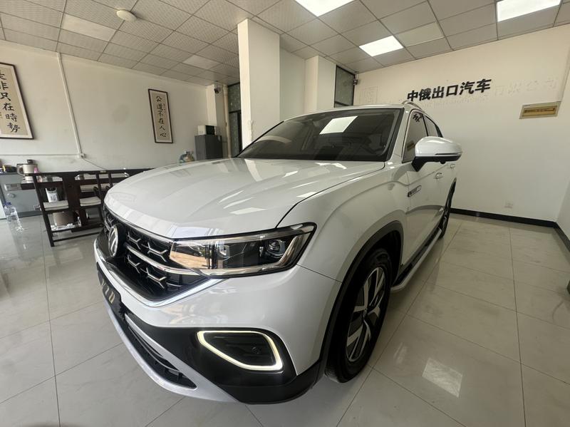 Volkswagen Tayron, 2023 — купить в Санкт-Петербурге под ключ