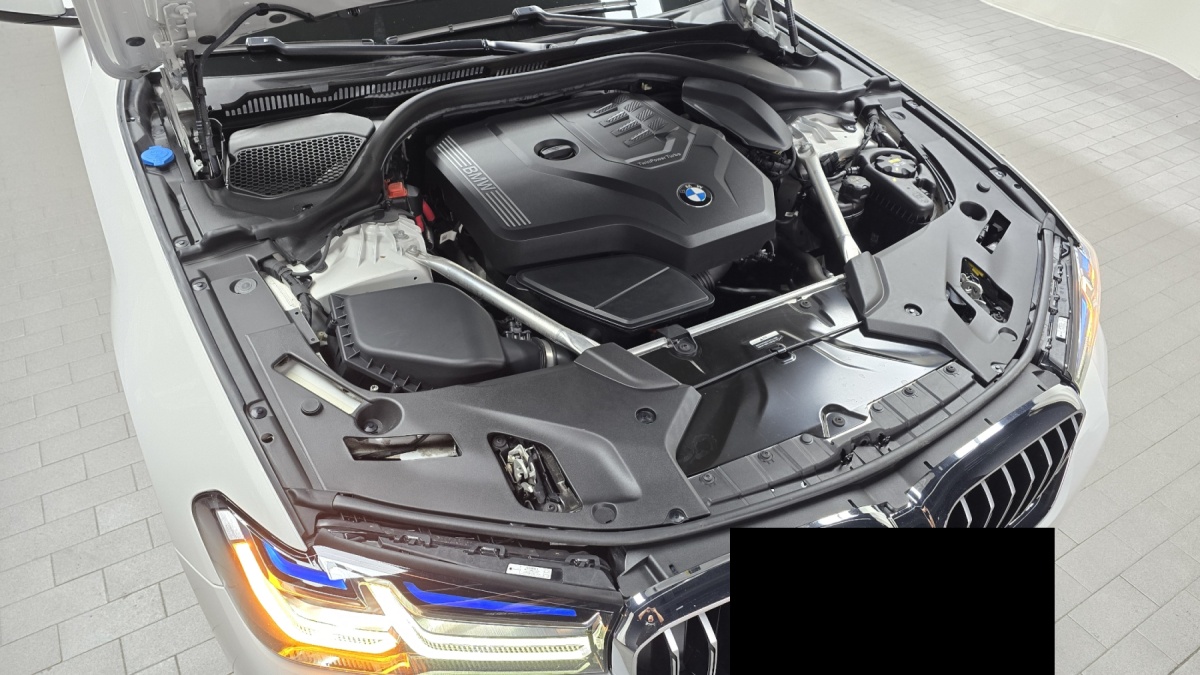 BMW 5 Series, 2023 — фото 6 из 12
