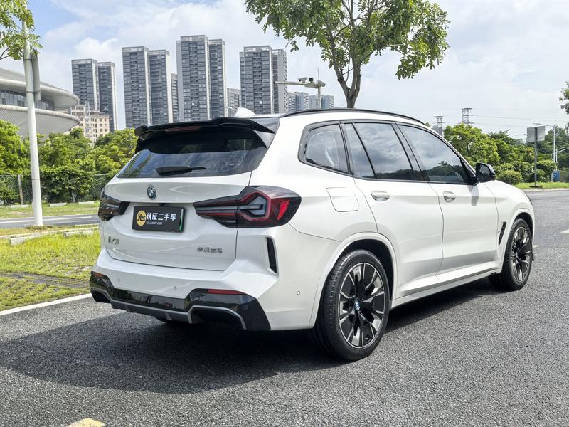 BMW iX3, 2023 — фото 6 из 12
