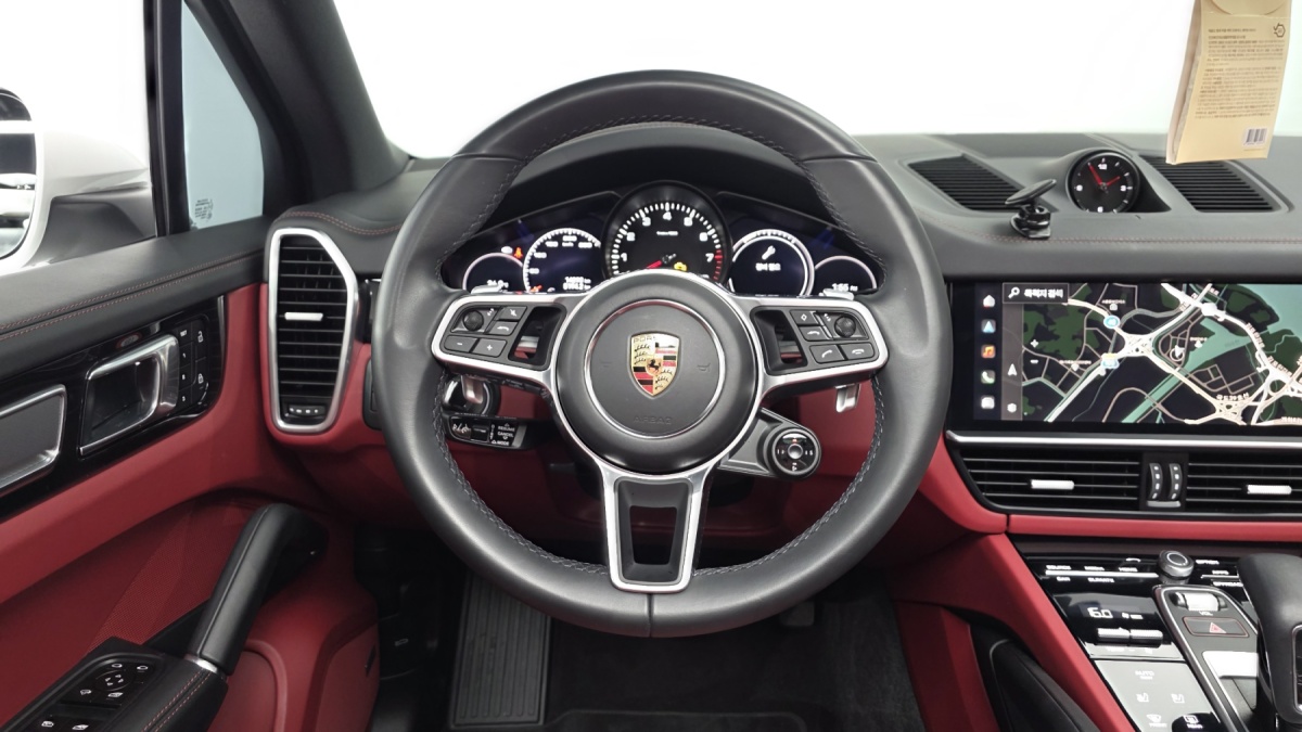 Porsche Cayenne, 2023 — фото 11 из 12