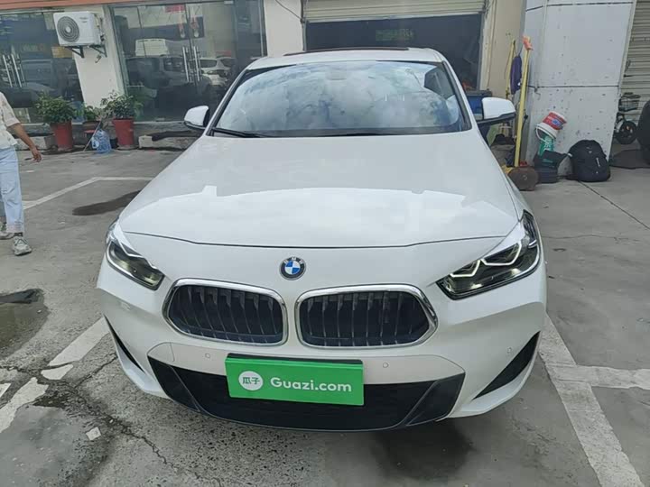 BMW X2, 2022 — фото 3 из 9