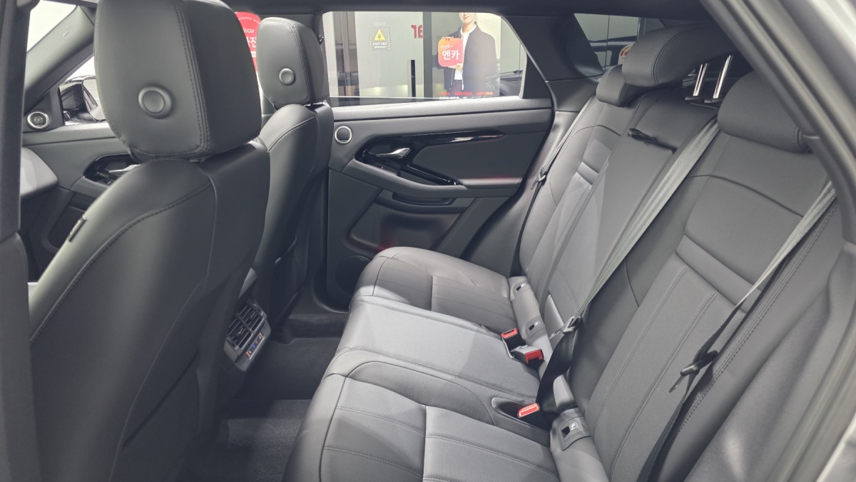 Land Rover Range Rover Evoque, 2025 — фото 4 из 12