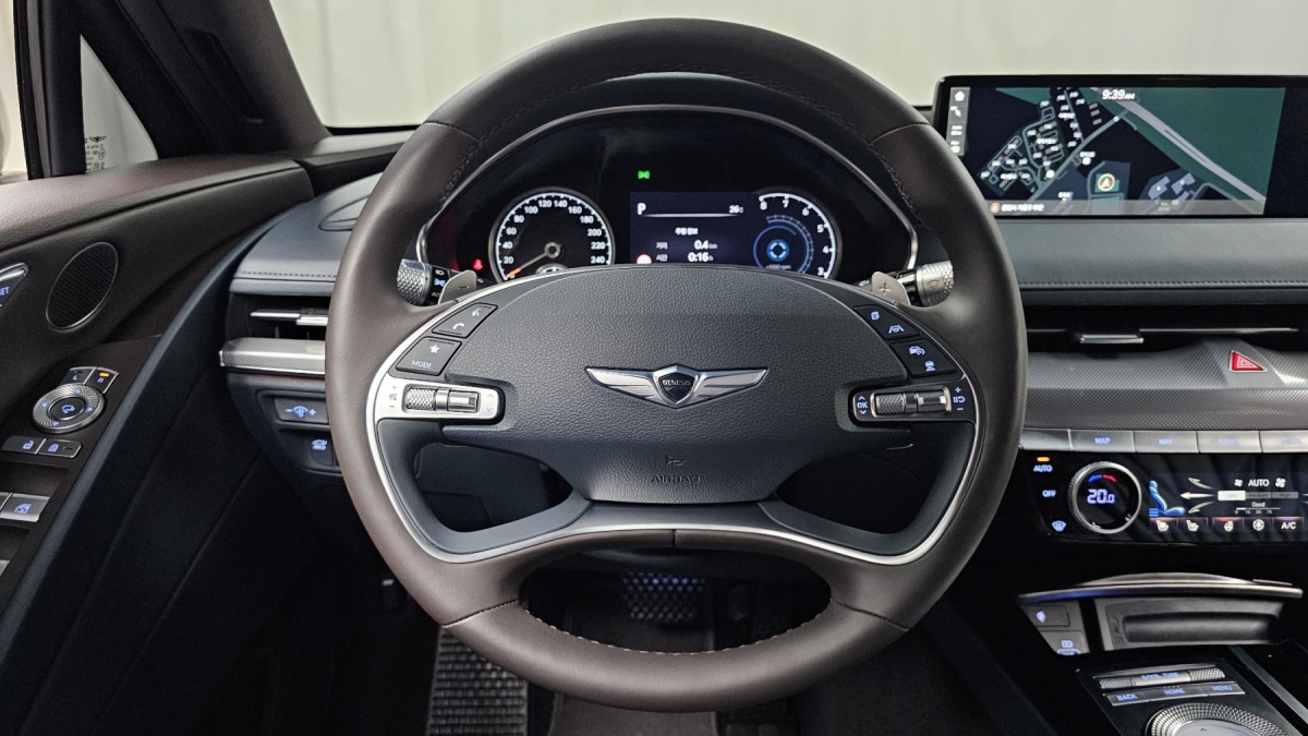 Genesis G80, 2022 — фото 12 из 12