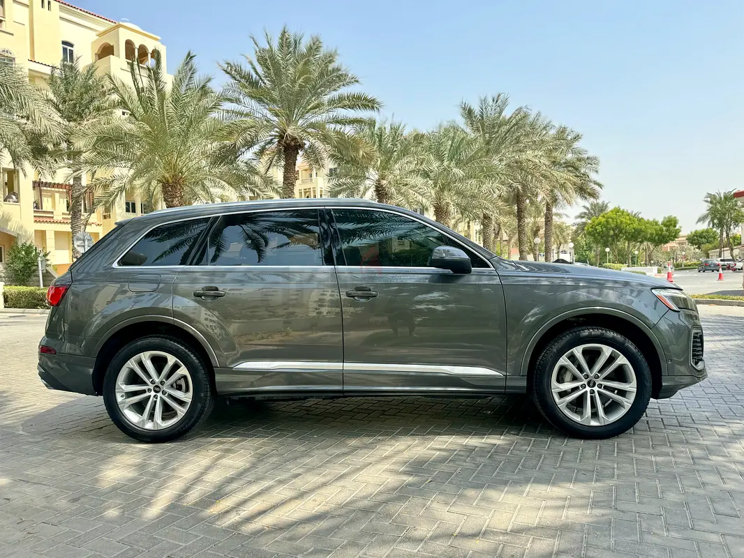 Audi Q7, 2025 — фото 4 из 10