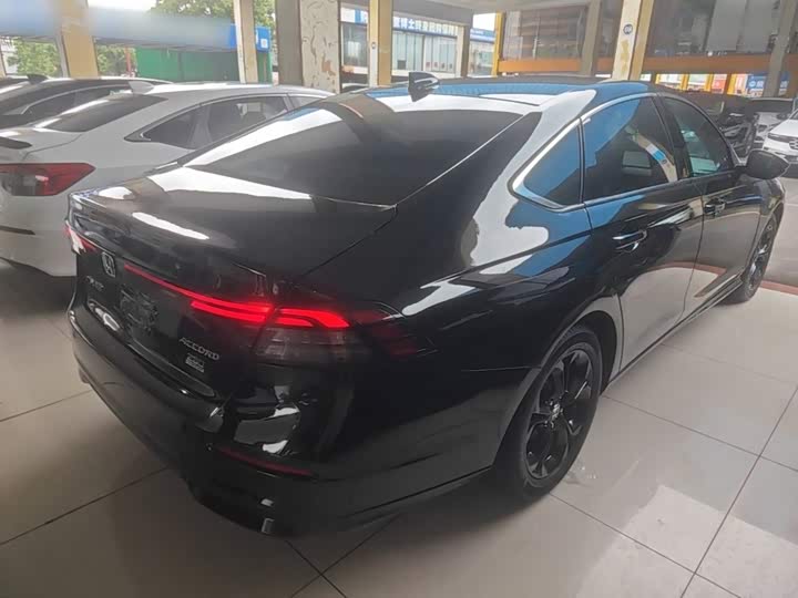 Honda Accord, 2025 — фото 7 из 9