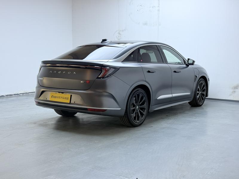 BAIC Arcfox Alpha S, 2023 — фото 7 из 12