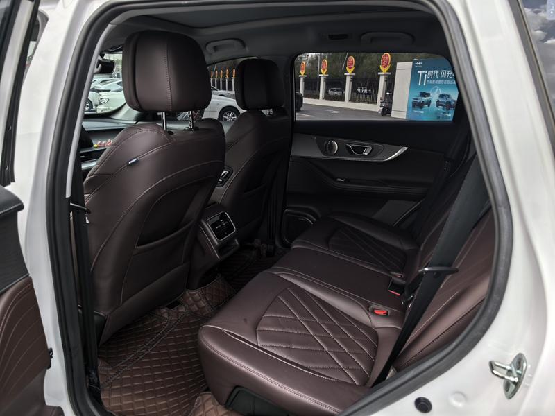 Chery Tiggo 8 Pro, 2024 — фото 10 из 12