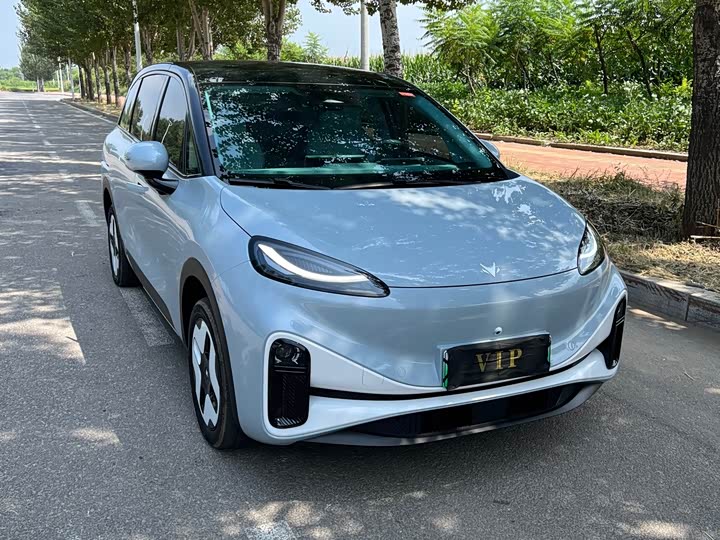 BAIC Arcfox Kaola, 2024 — купить в Брянске под ключ