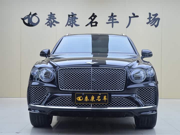 Bentley Bentayga, 2022 — фото 2 из 12