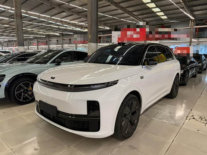 LiXiang L7, 2024 — купить в Оренбурге под ключ