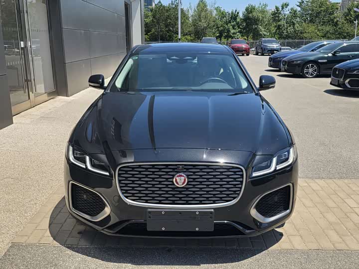 Jaguar XF L, 2025 — фото 2 из 9