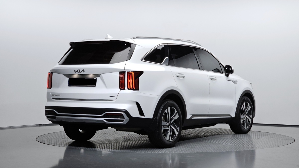 Kia Sorento, 2022 — фото 2 из 12