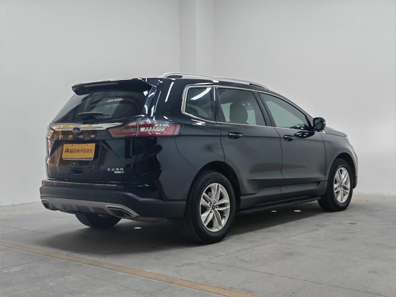 Ford Edge, 2022 — фото 7 из 12