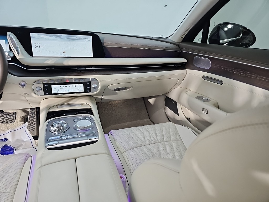 Genesis G90, 2022 — фото 11 из 12