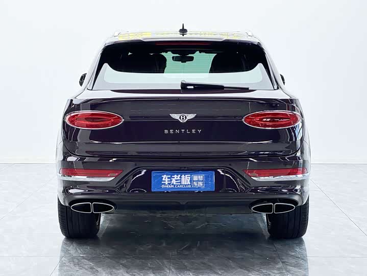 Bentley Bentayga, 2025 — фото 5 из 9