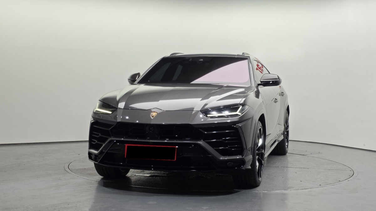 Lamborghini Urus, 2022 — фото 3 из 12