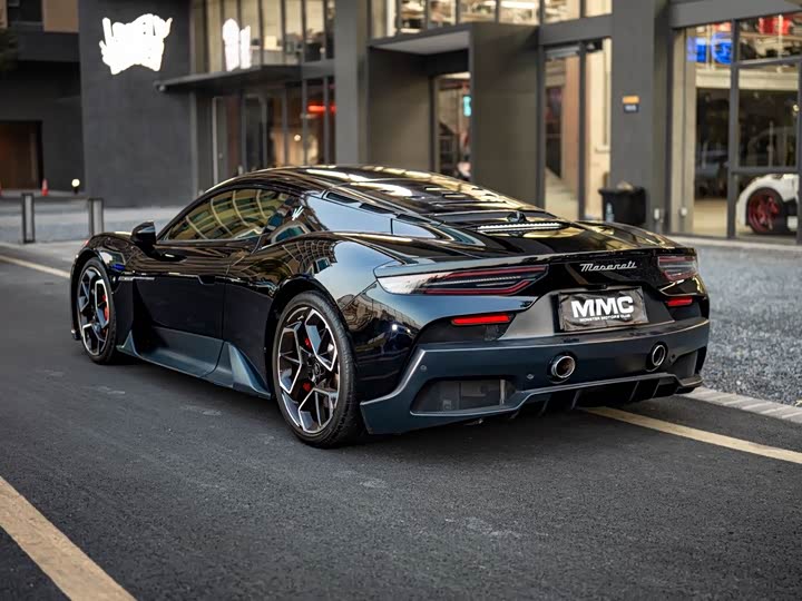 Maserati MC20, 2022 — фото 7 из 9