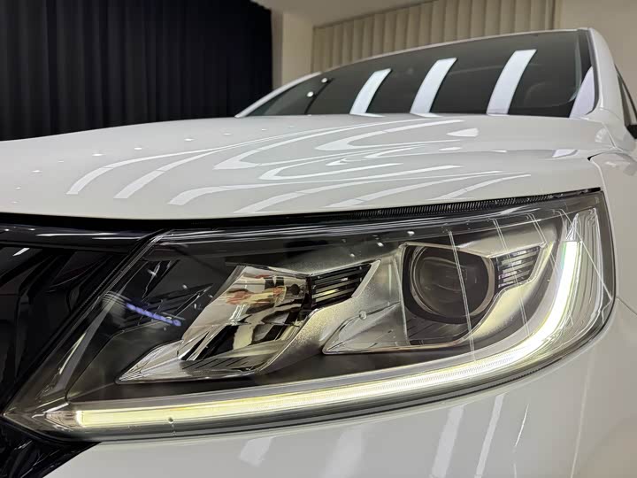 Geely Vision X6, 2023 — фото 7 из 9