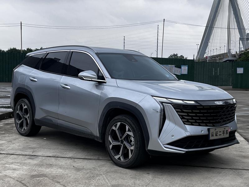 Geely Atlas L, 2024 — фото 3 из 12