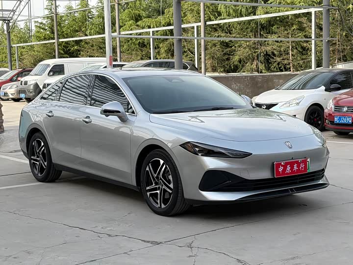 Roewe D7, 2023 — фото 3 из 9