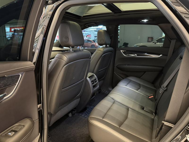 Cadillac XT5, 2023 — фото 10 из 12