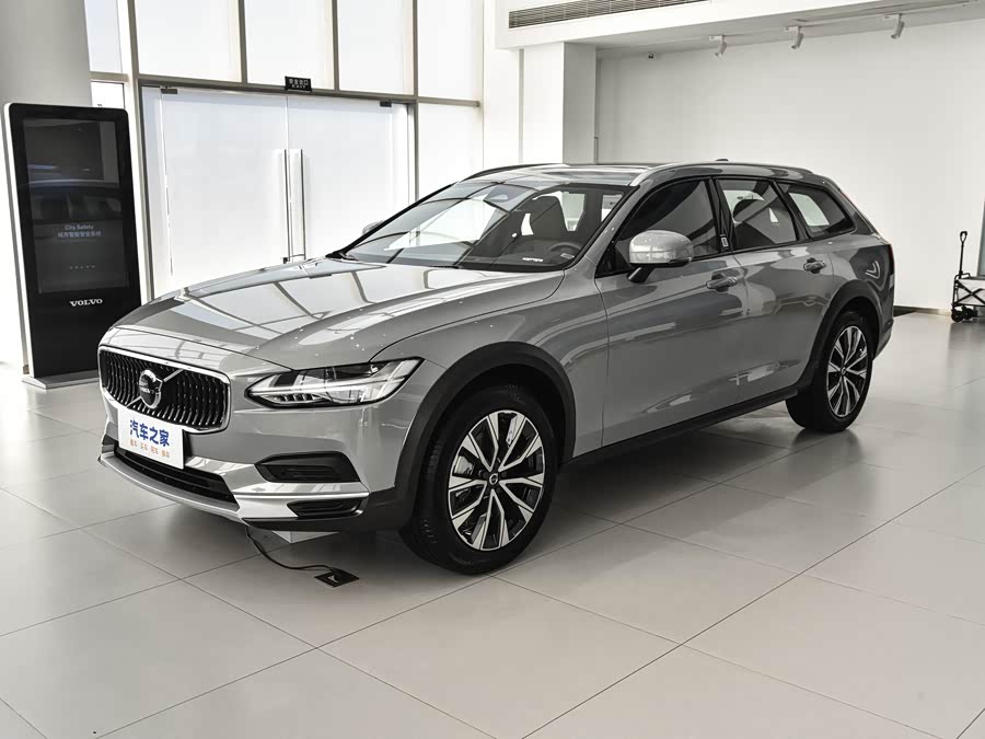 Volvo V90, 2026 — купить в Самаре под ключ