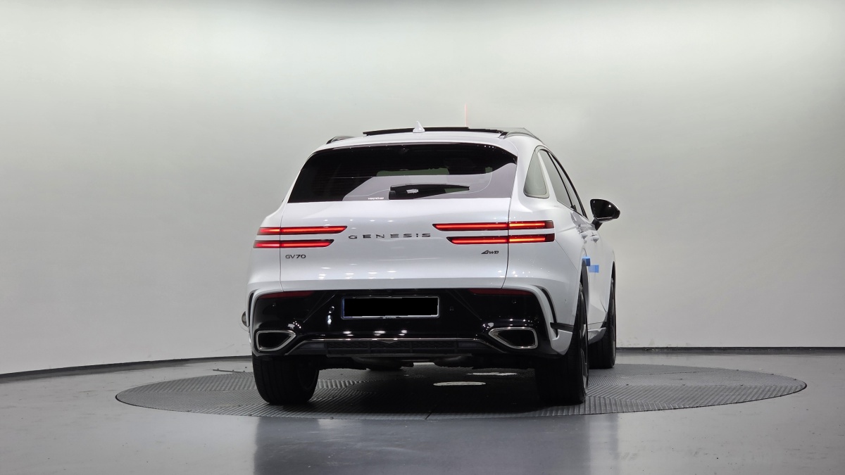 Genesis GV70, 2024 — фото 4 из 12