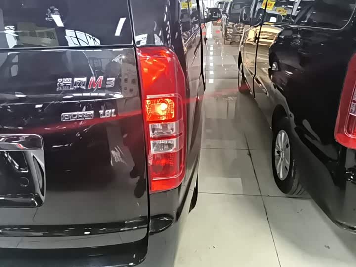 JAC Refine M3, 2022 — фото 8 из 9
