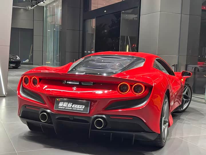 Ferrari F8, 2022 — фото 5 из 7