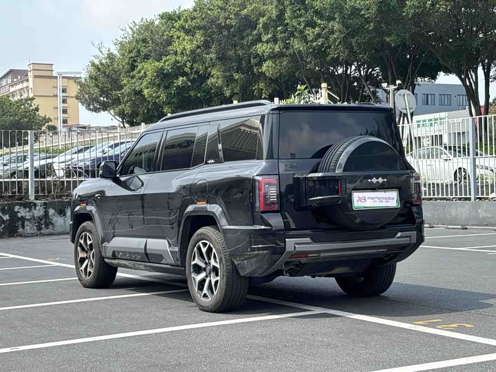 BYD FangChengBao Leopard 8, 2024 — фото 6 из 9
