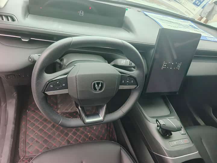 Changan Eado Plus, 2024 — фото 7 из 9