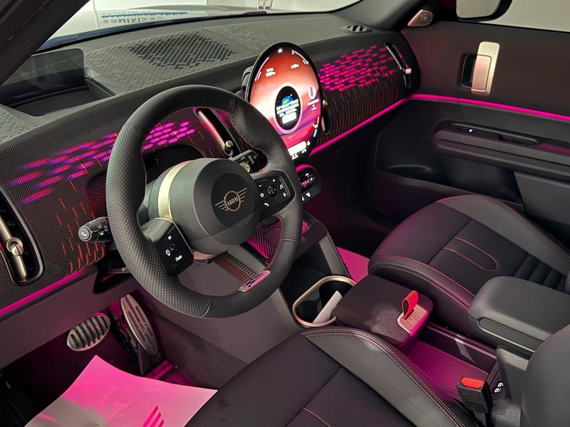 Mini Countryman JCW, 2024 — фото 4 из 7