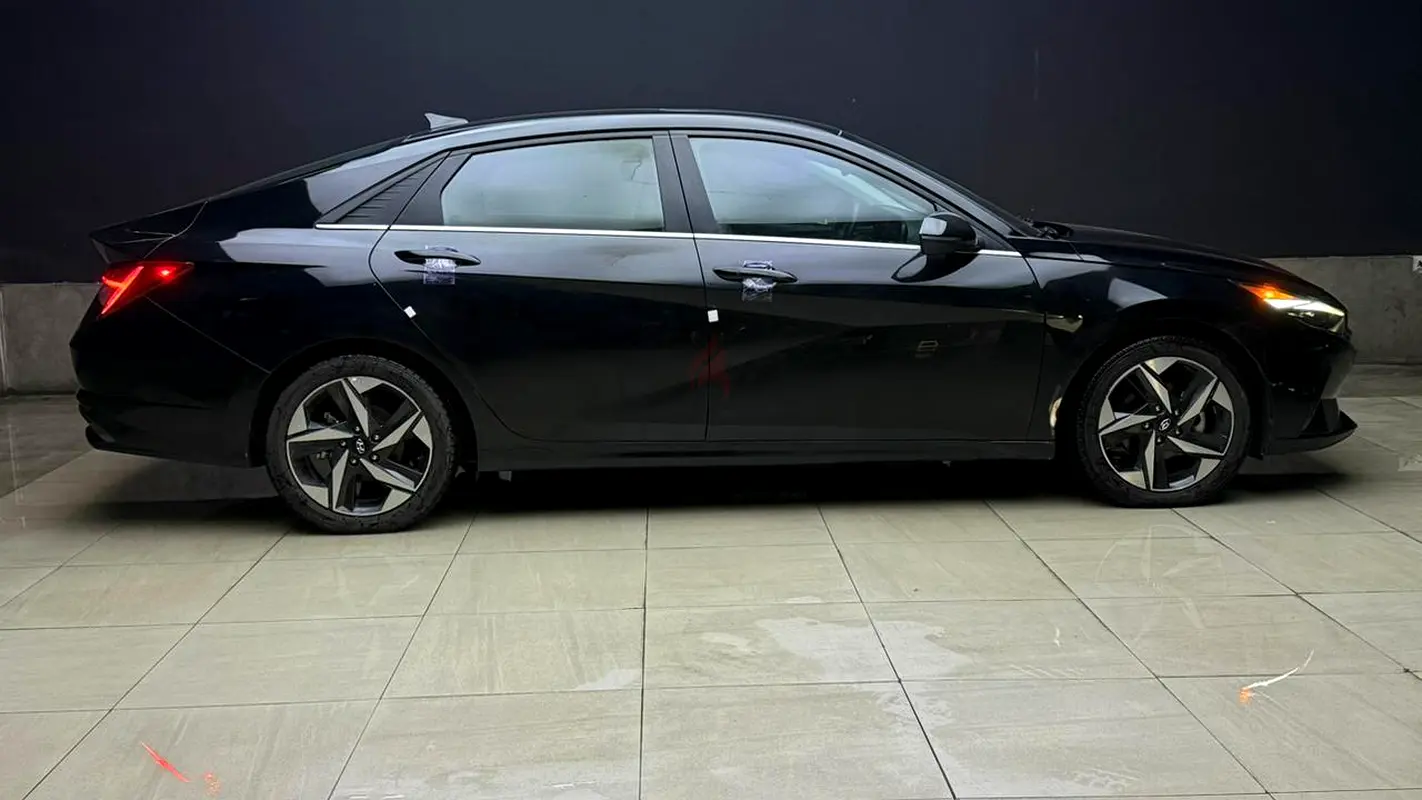 Hyundai Elantra, 2023 — фото 10 из 10