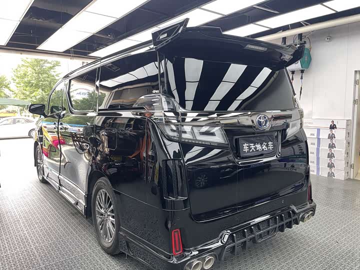 Toyota Vellfire, 2022 — фото 3 из 7